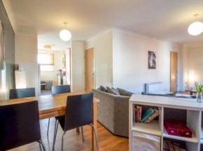 Bright & Spacious 4BD Suburban Home